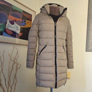 Michael Kors Ultra Lightweight Taupe puffer coat, hood & vents, size S, NEW